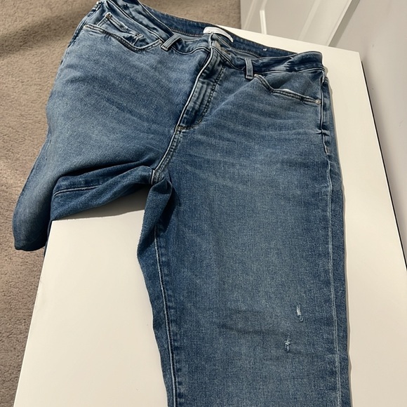 The Loft, cropped stretch denim - Picture 3 of 5